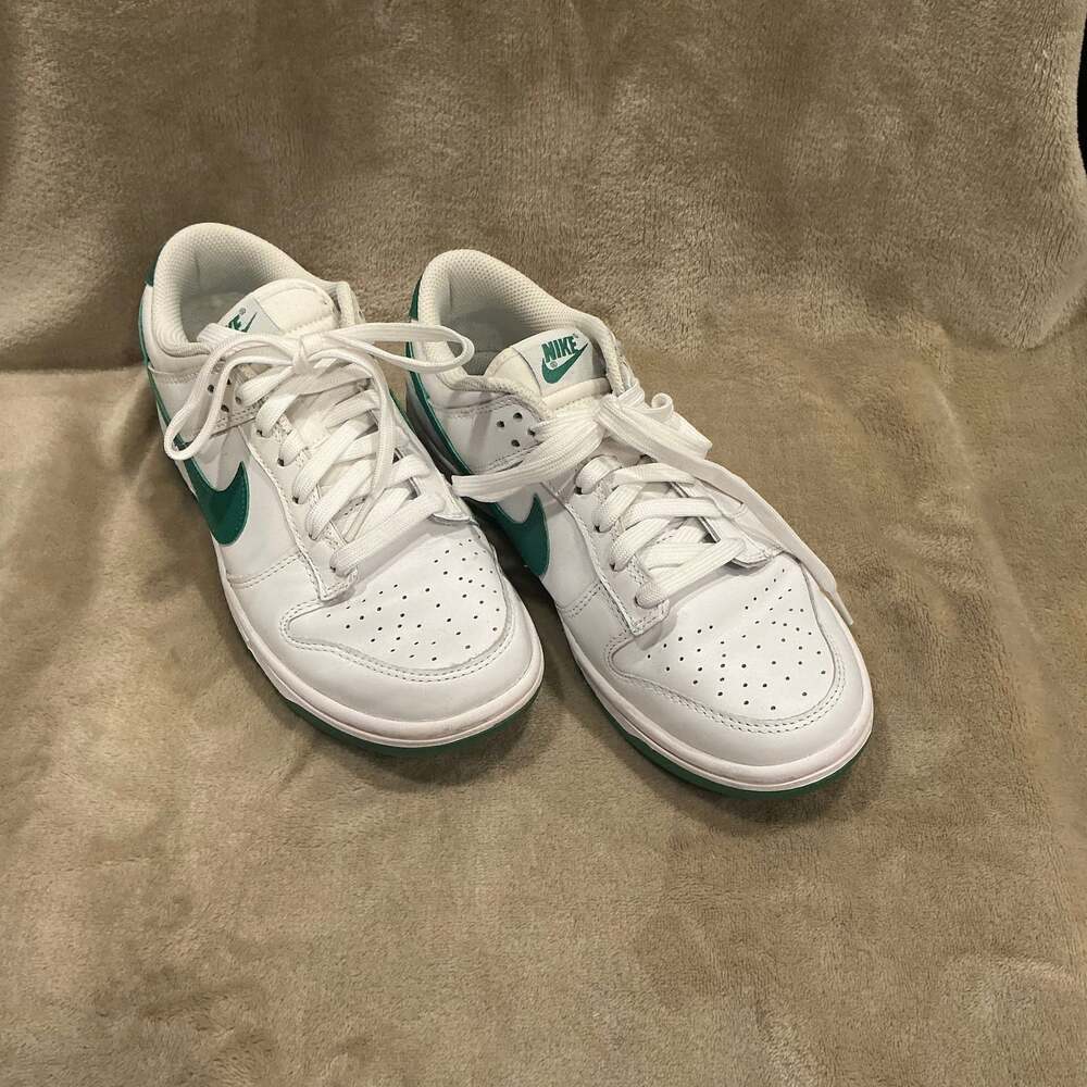 Nike Women's Dunk Low Green Noise White SIZE 8